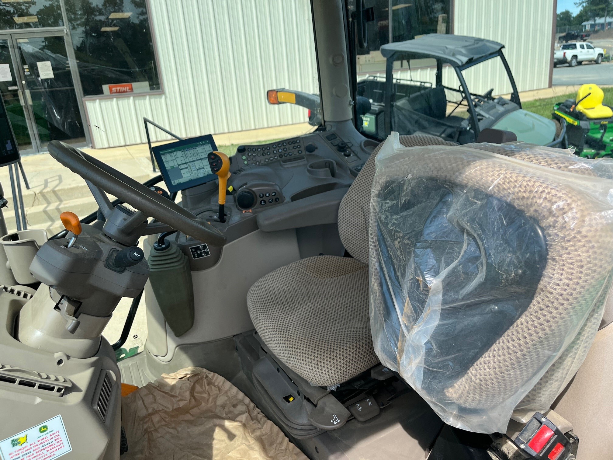 2024 John Deere 6R 155 Image 6