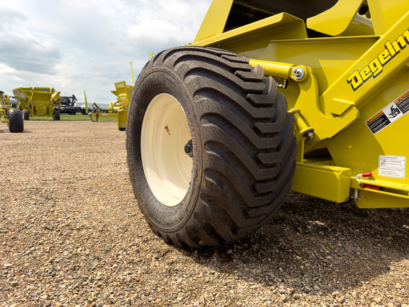 New In-Stock 2025 Degelman RP7200 Rock Pickers at Horizon Ag & Turf in Vermilion, AB - Photo6