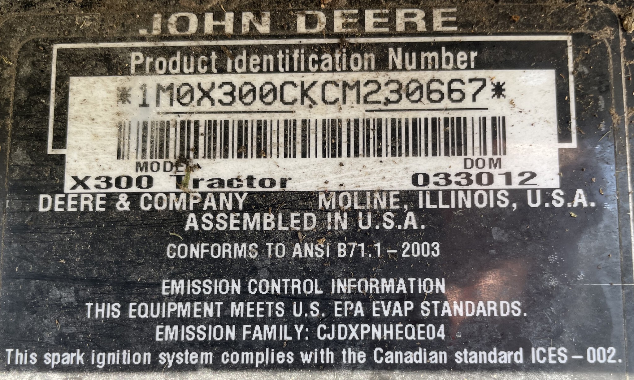 2012 John Deere X300 Image 8