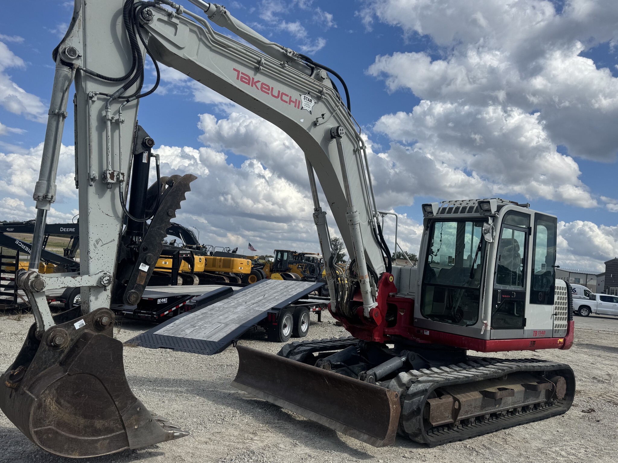 2013 Takeuchi 1140-2 Image 1