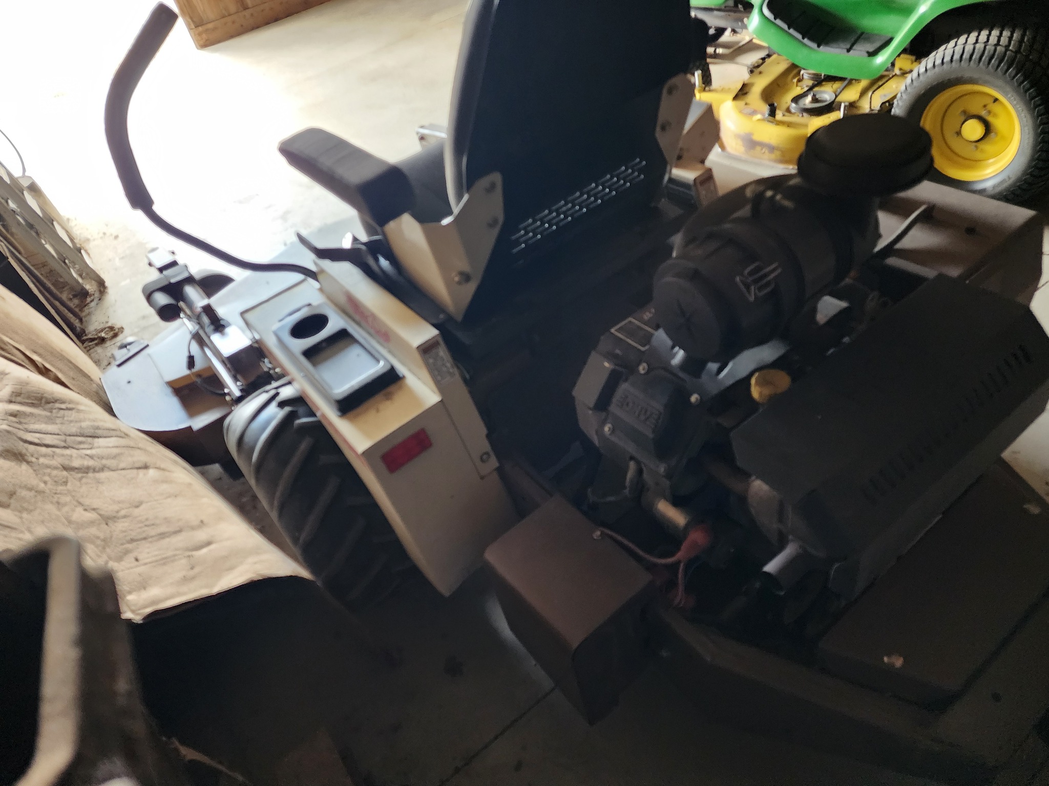 Grasshopper 727K2 Image 5