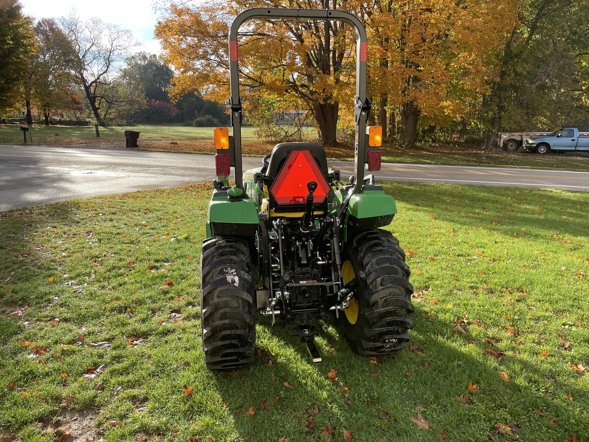 2025 John Deere 2038R Image 2