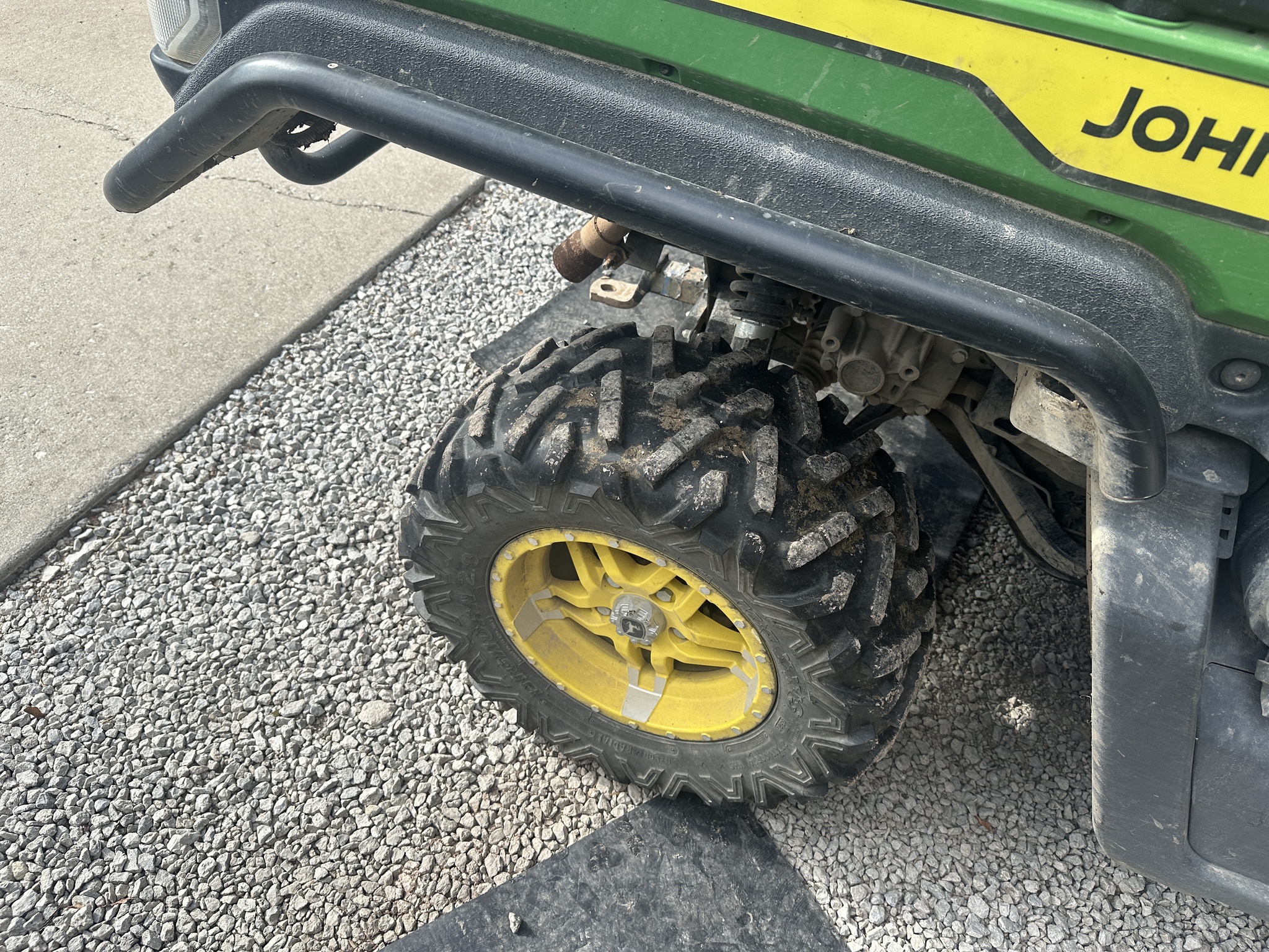 2021 John Deere XUV 835M Image 2