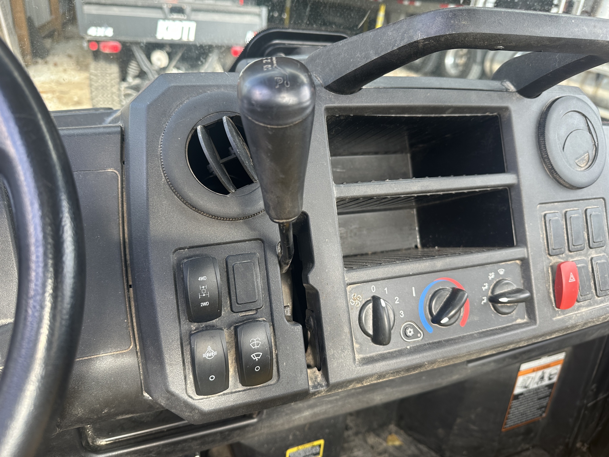 2021 John Deere XUV 835M Image 8