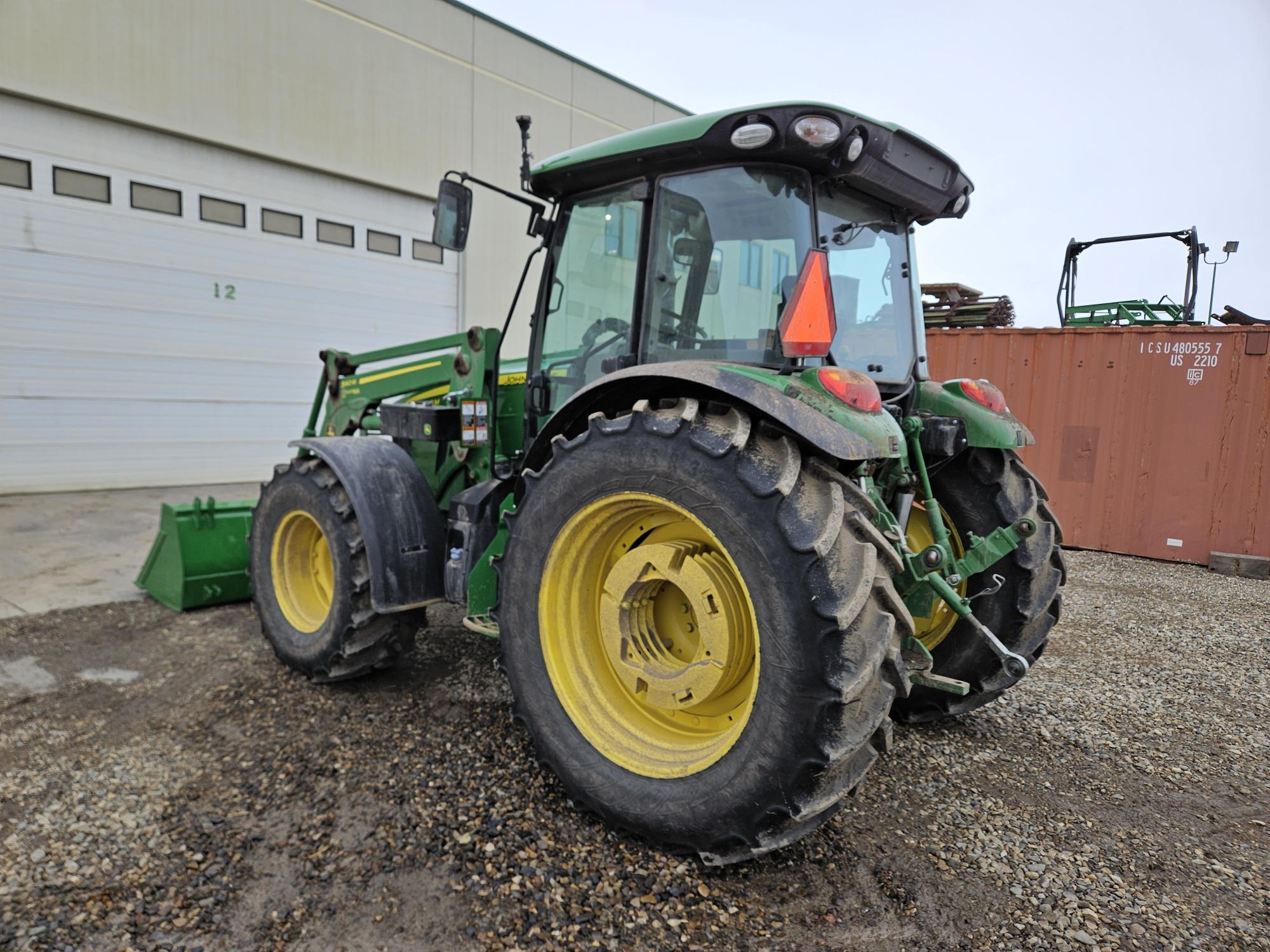 2022 John Deere 5115M Image 4