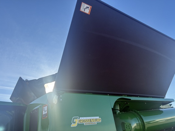 2025 John Deere S7 600 (17th thumbnail)