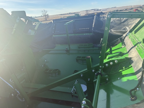 2025 John Deere S7 600 (19th thumbnail)