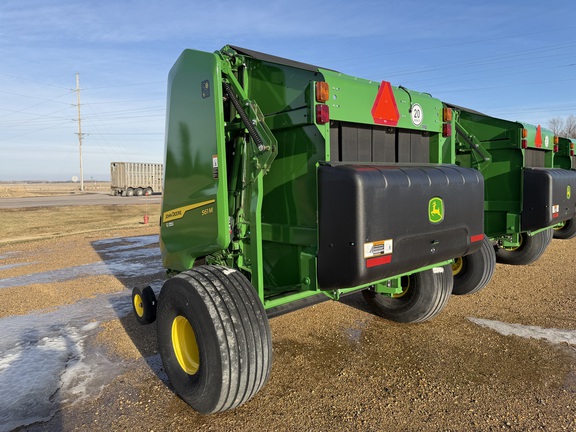 2025 John Deere 561M - Photo5