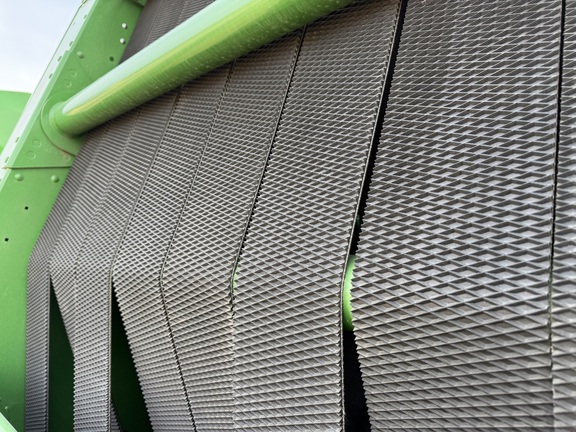 2025 John Deere 561M - Photo15