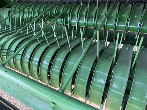 2025 John Deere 561M - Photo21