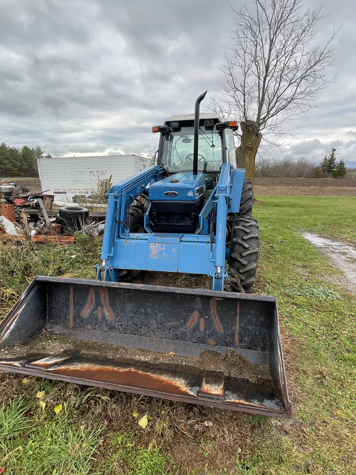 1993 Ford 7740 Image 2