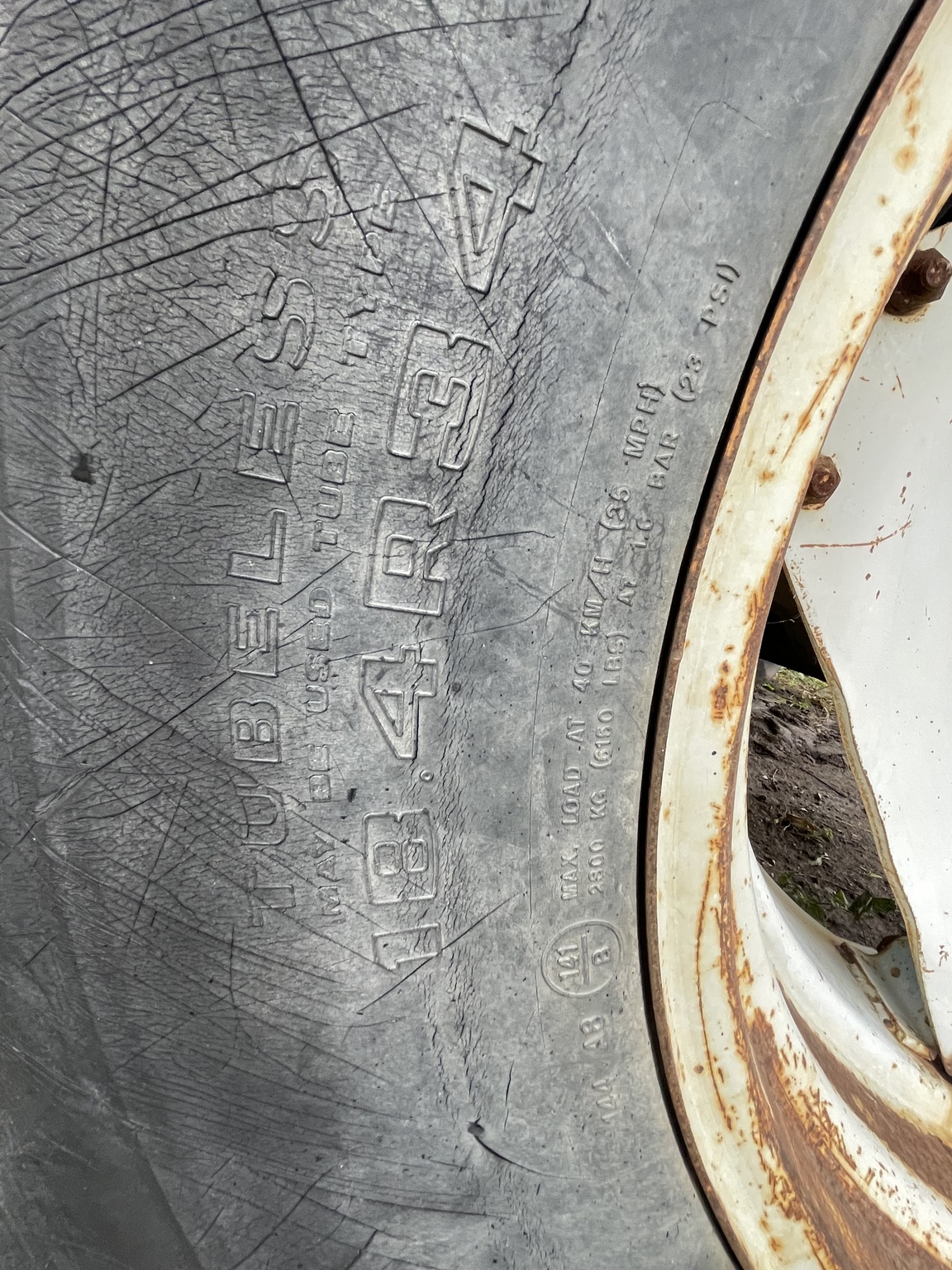 1993 Ford 7740 Image 11