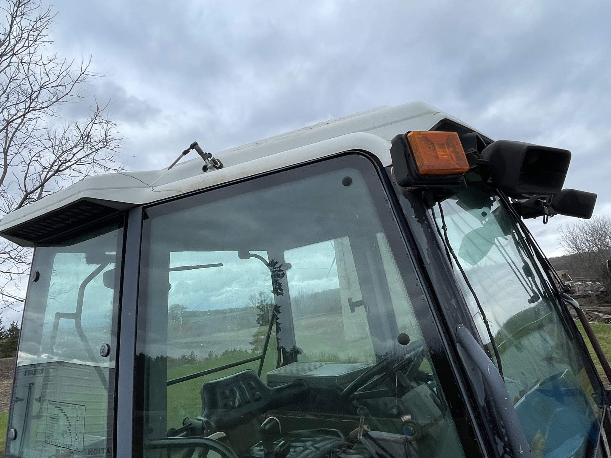 1993 Ford 7740 Image 12