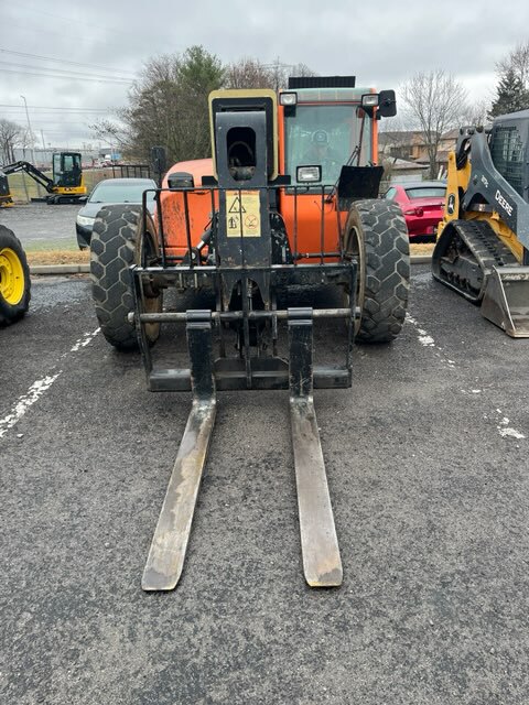 2014 JLG G6-42A Image 3