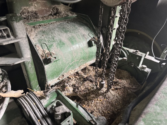 1999 John Deere 6850 - Photo26