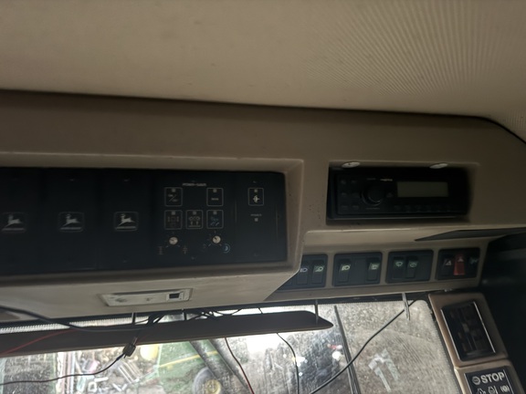 1999 John Deere 6850 - Photo13