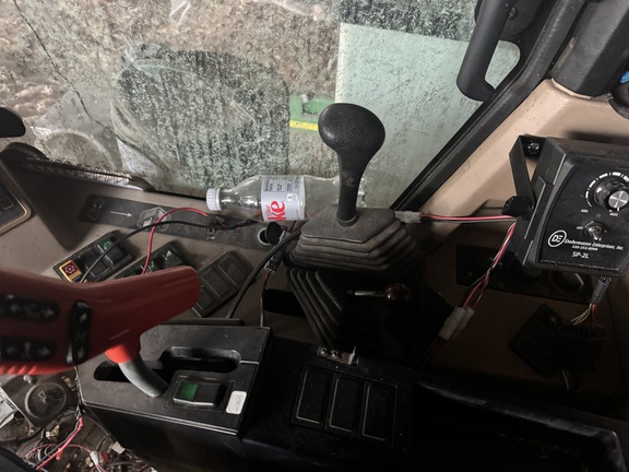 1999 John Deere 6850 - Photo14