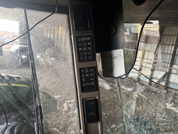 1999 John Deere 6850 - Photo12