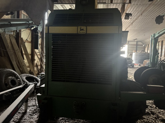 1999 John Deere 6850 - Photo11