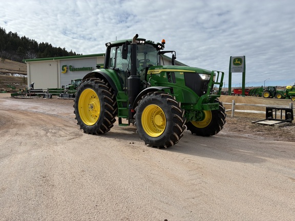 2025 John Deere 6M 180 Used Equipment