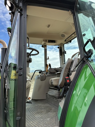 2025 John Deere 6M 180 (14th thumbnail)