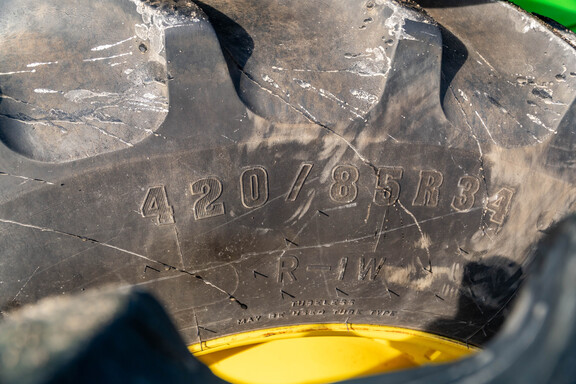 Used 2022 John Deere 8R 310 Row Crop Tractors at Koenig Equipment in Anna, OH - Photo10