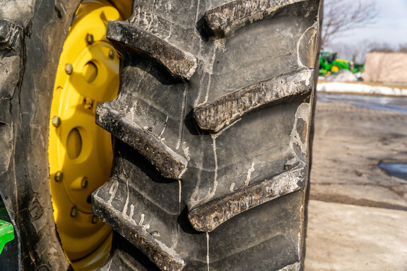 Used 2022 John Deere 8R 310 Row Crop Tractors at Koenig Equipment in Anna, OH - Photo13