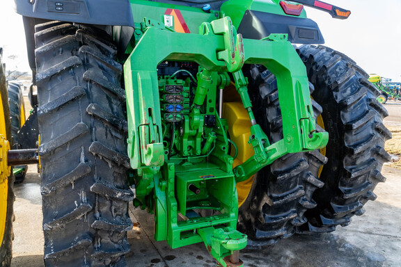 Used 2022 John Deere 8R 310 Row Crop Tractors at Koenig Equipment in Anna, OH - Photo16