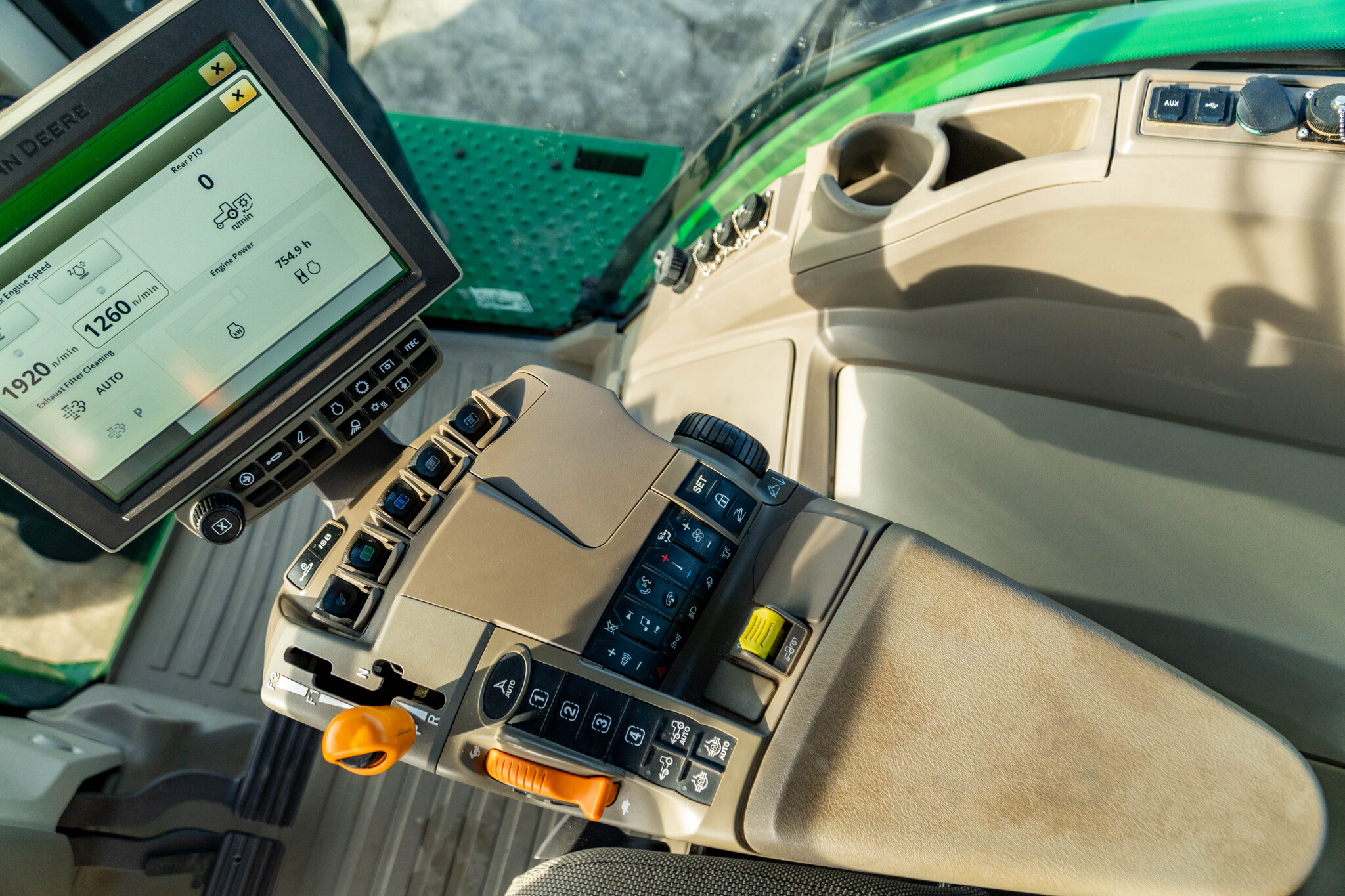 Used 2022 John Deere 8R 310 Row Crop Tractors at Koenig Equipment in Anna, OH - PhotoXL31