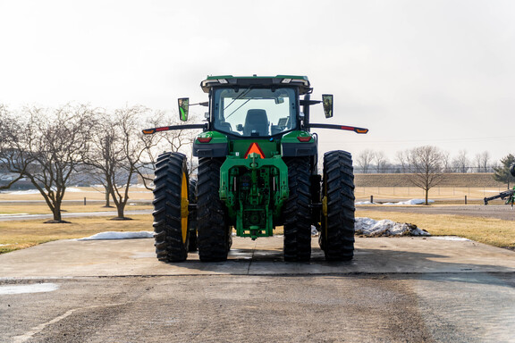 Used 2022 John Deere 8R 310 Row Crop Tractors at Koenig Equipment in Anna, OH - Photo3