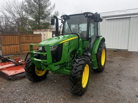 Photo of 2025 John Deere 5105M