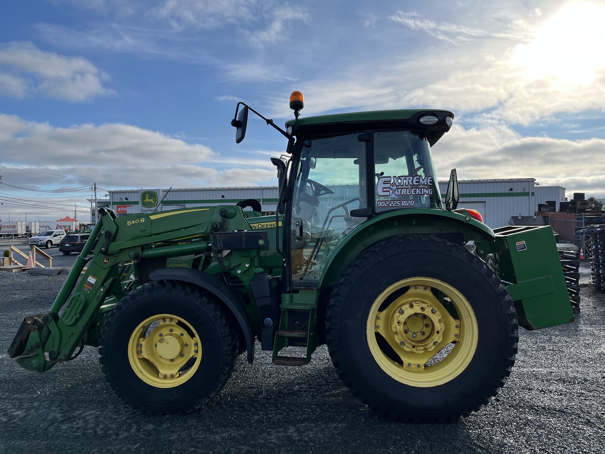 2018 John Deere 5115R Image 7