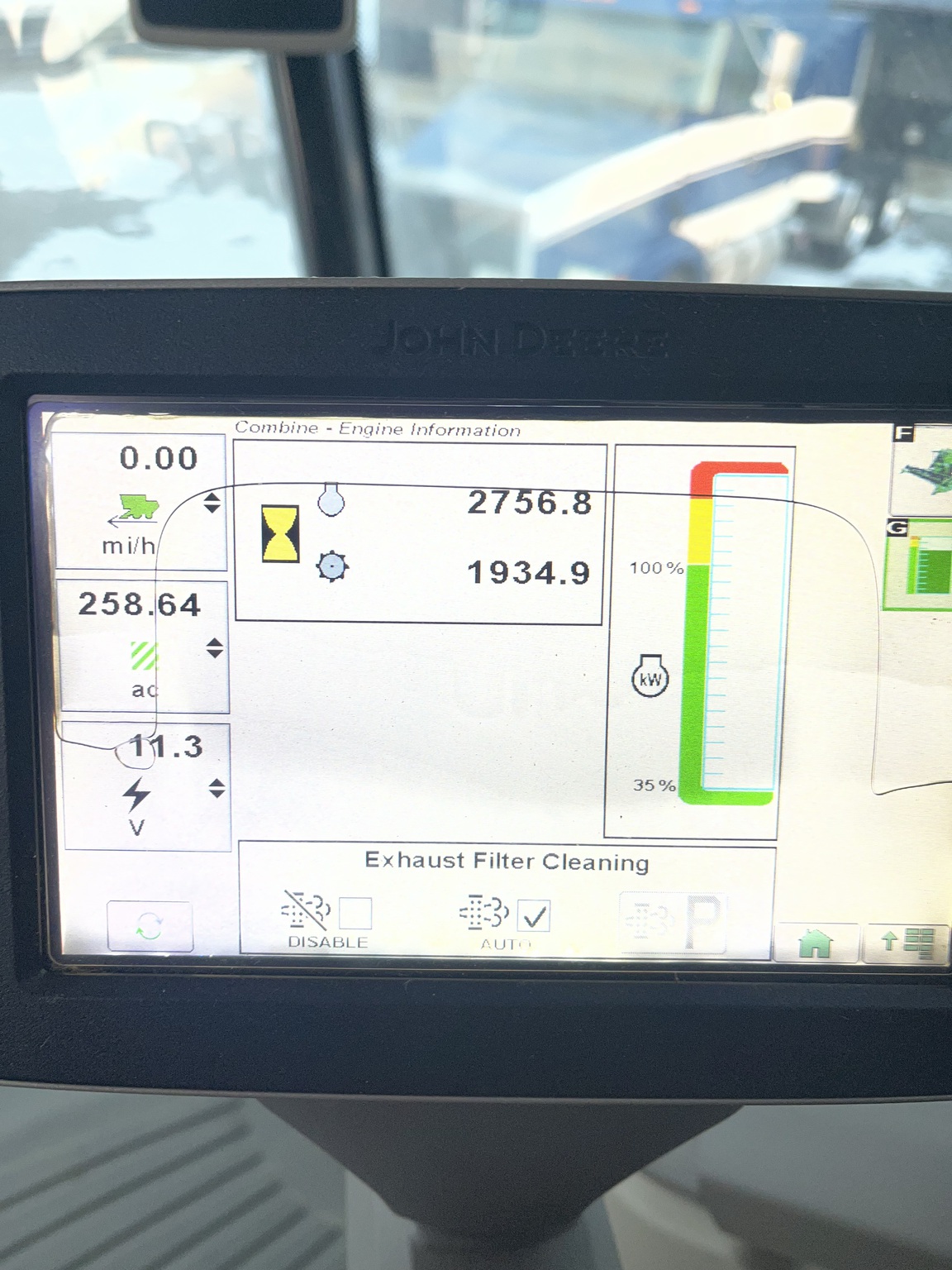 2013 John Deere S680 Image 4