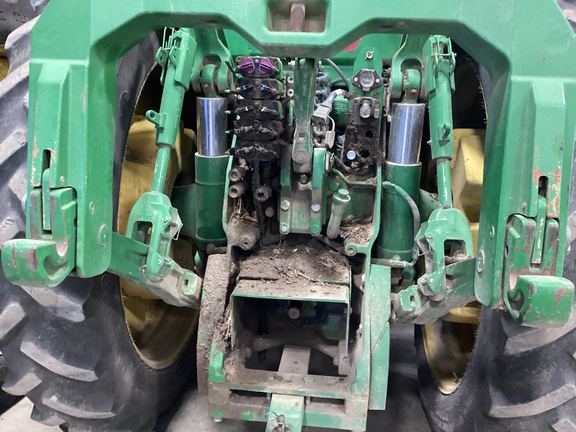 2011 John Deere 8335R - Photo5