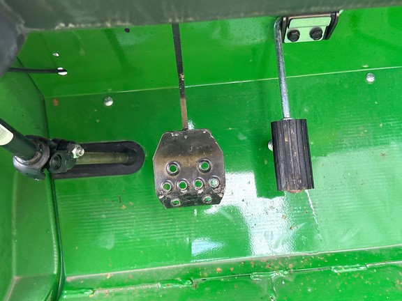 2024 John-Deere TX 4X2