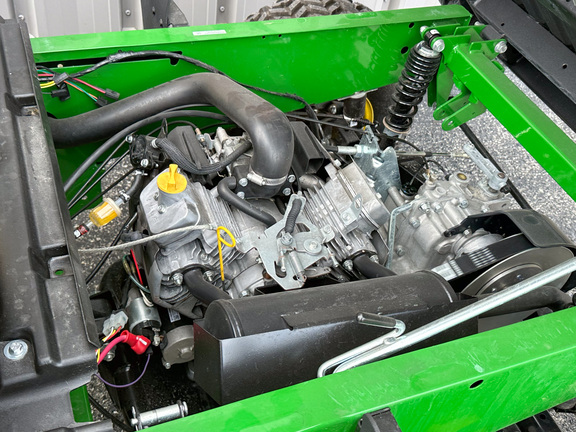 2024 John-Deere TX 4X2