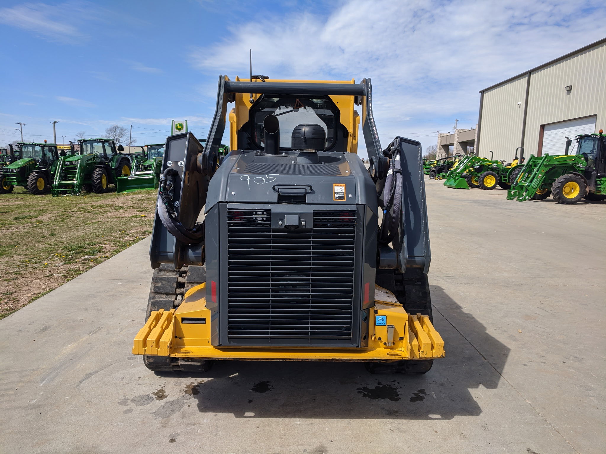  2023 John Deere 331G at Heritage Tractor in Rogersville, MO