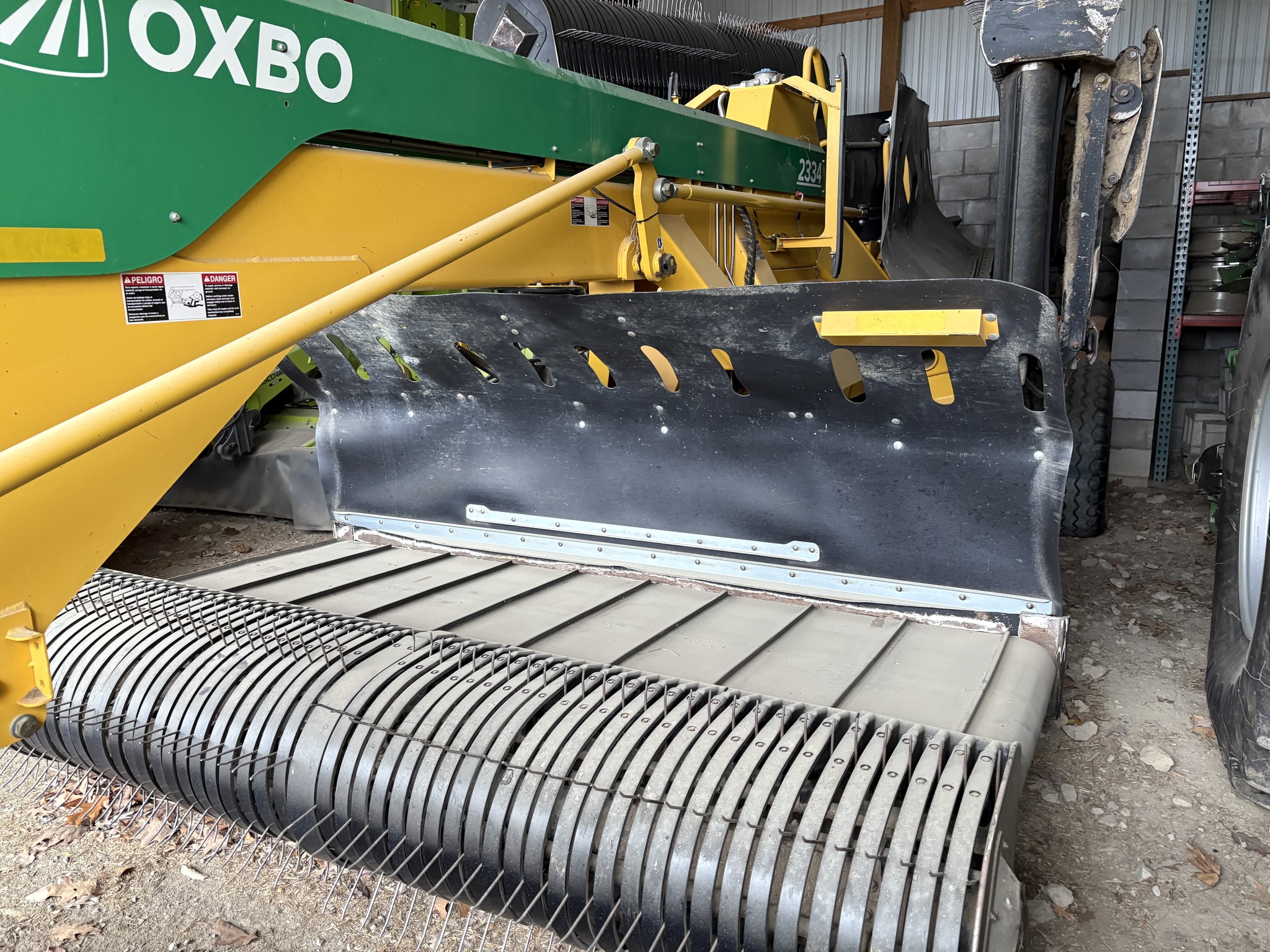 2018 Oxbo 2334 Image 2