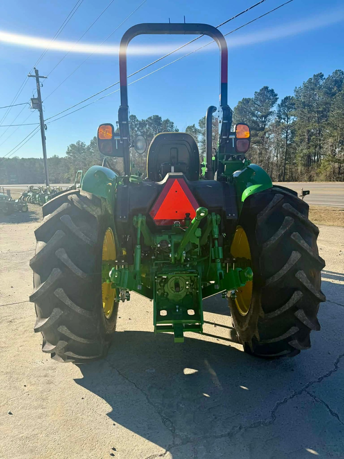 2025 John Deere 5067E Image 6