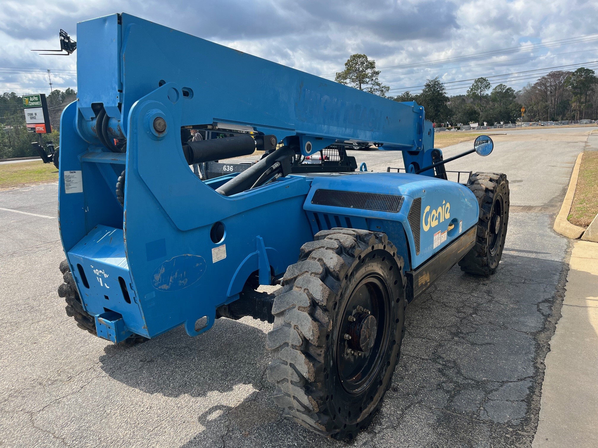 2015 Genie GTH636 Image 3