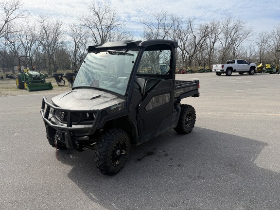 2023 John Deere Xuv835m Photo 2