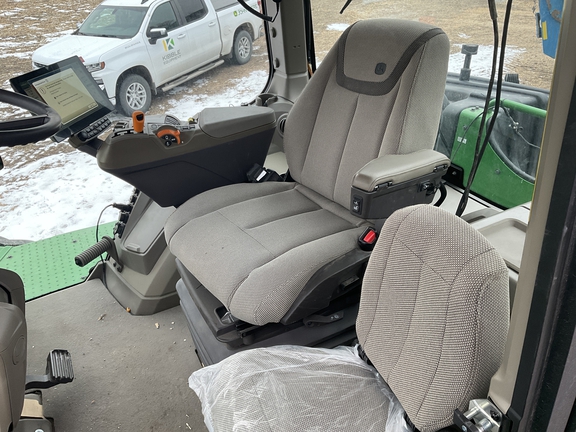 2025 John Deere 9R 490 - Photo15
