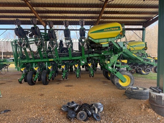 Photo of 2019 John Deere 1795