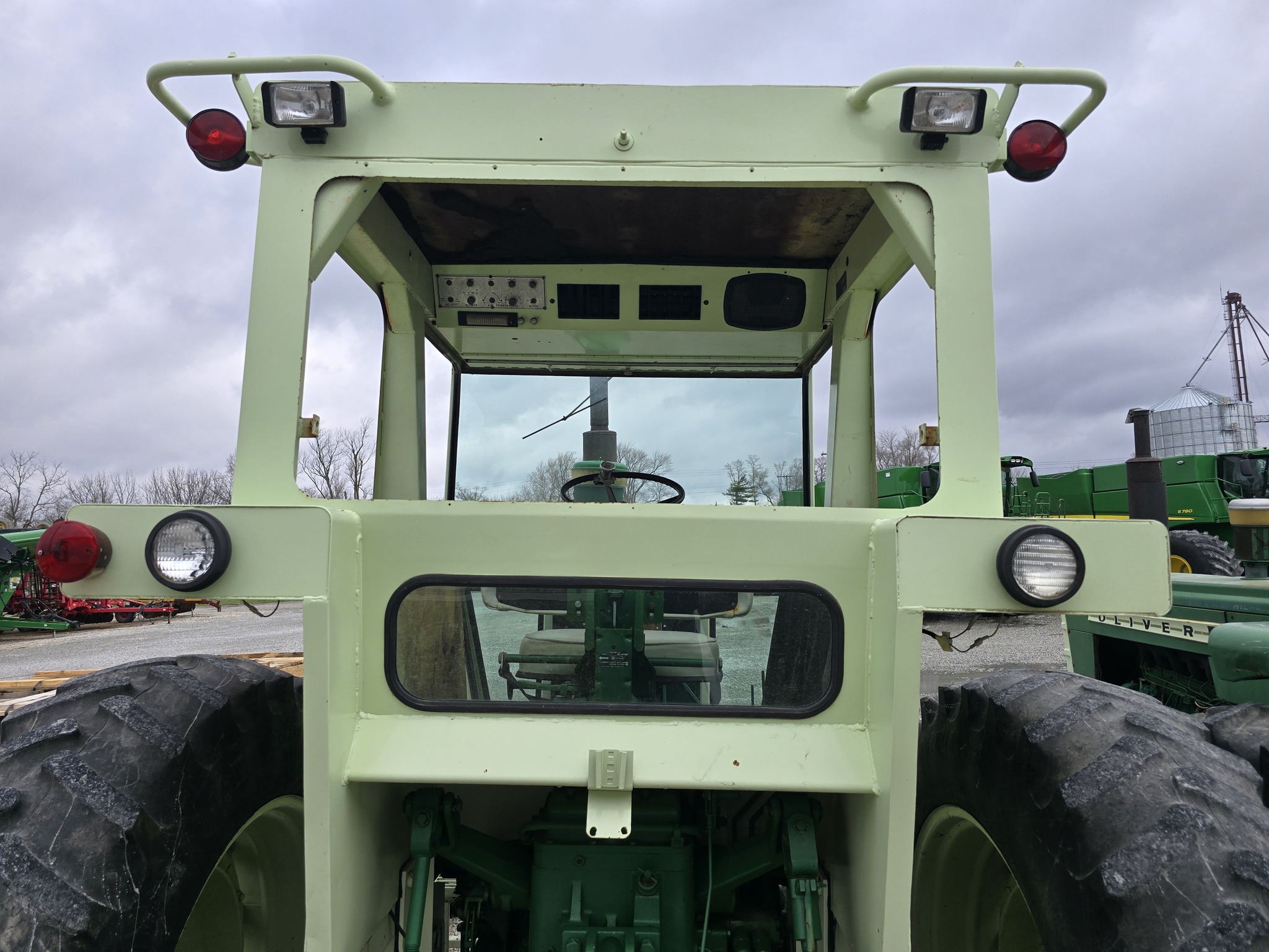 1973 Oliver 1855 Image 18