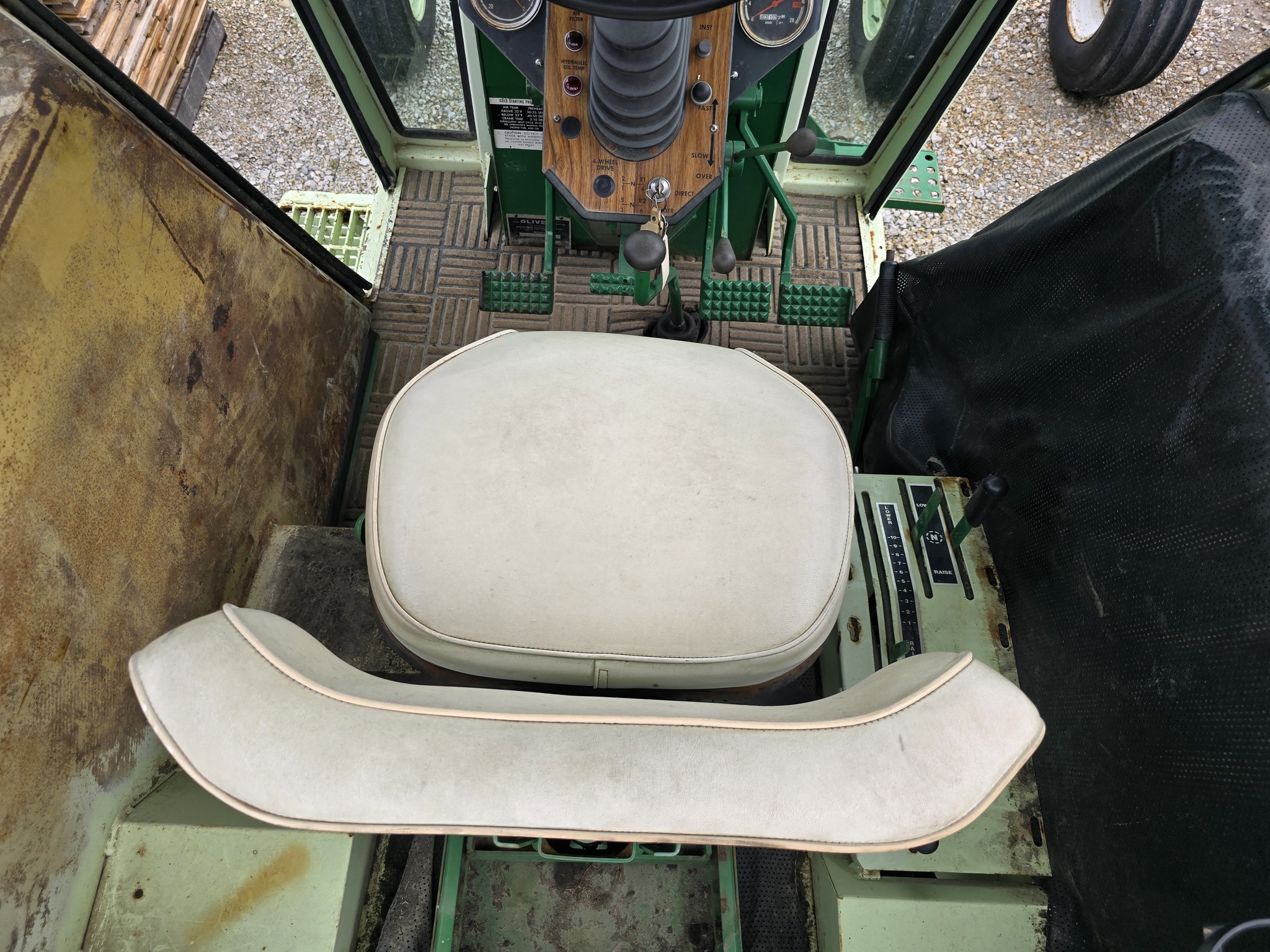 1973 Oliver 1855 Image 22