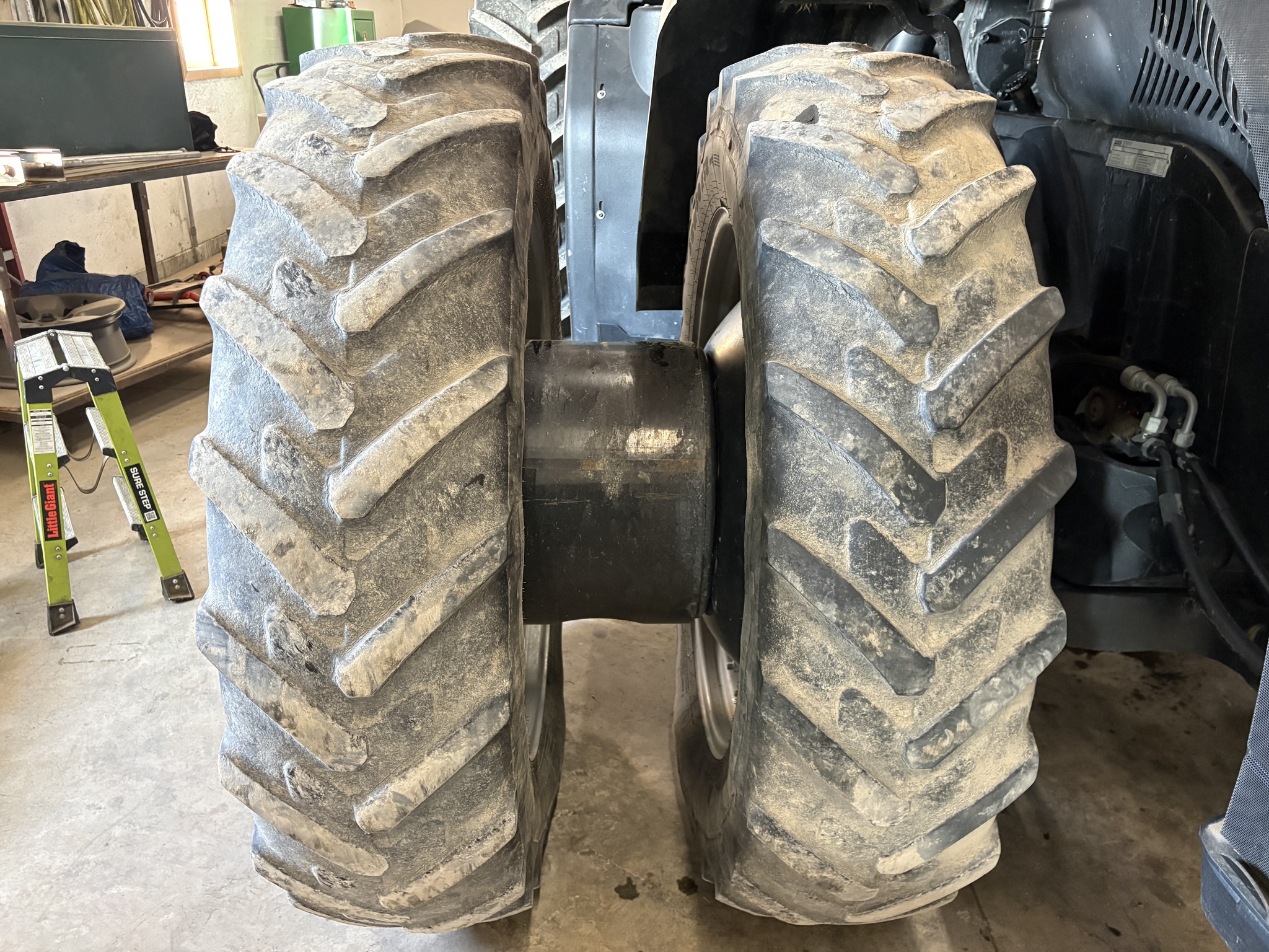 2013 Case IH Magnum 290 Image 6