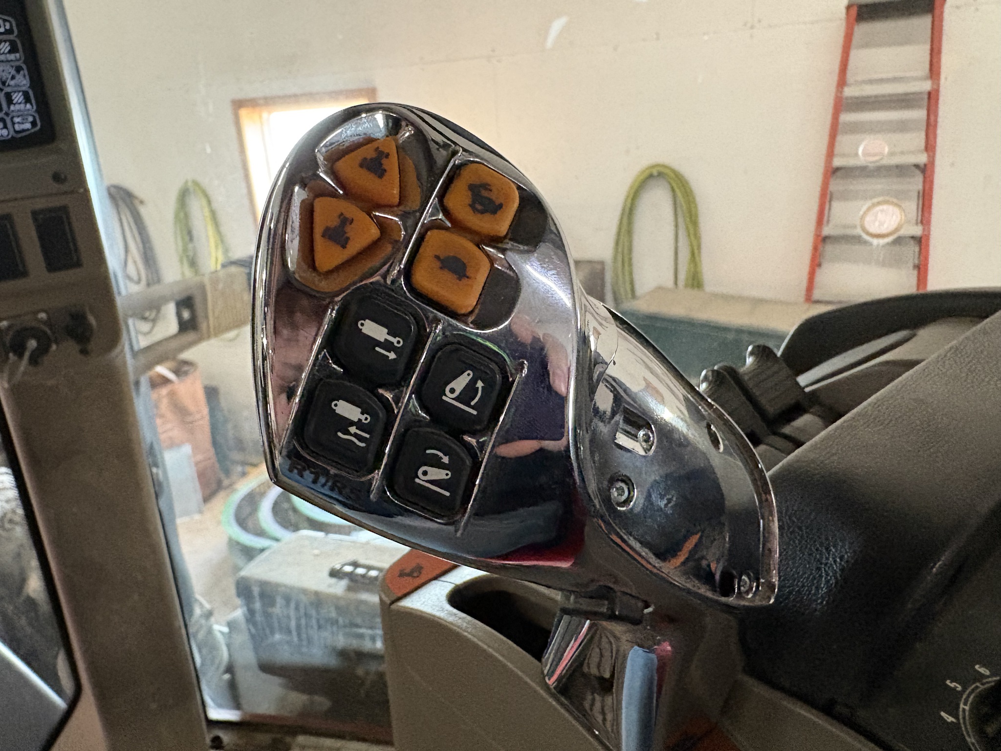 2013 Case IH Magnum 290 Image 29