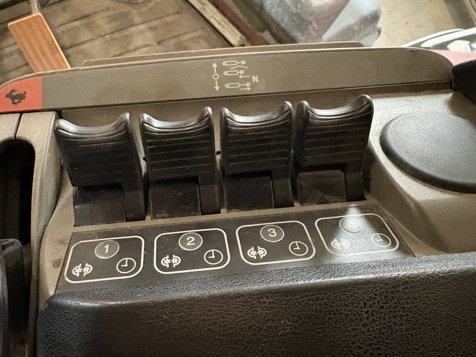 2013 Case IH Magnum 290 Image 28