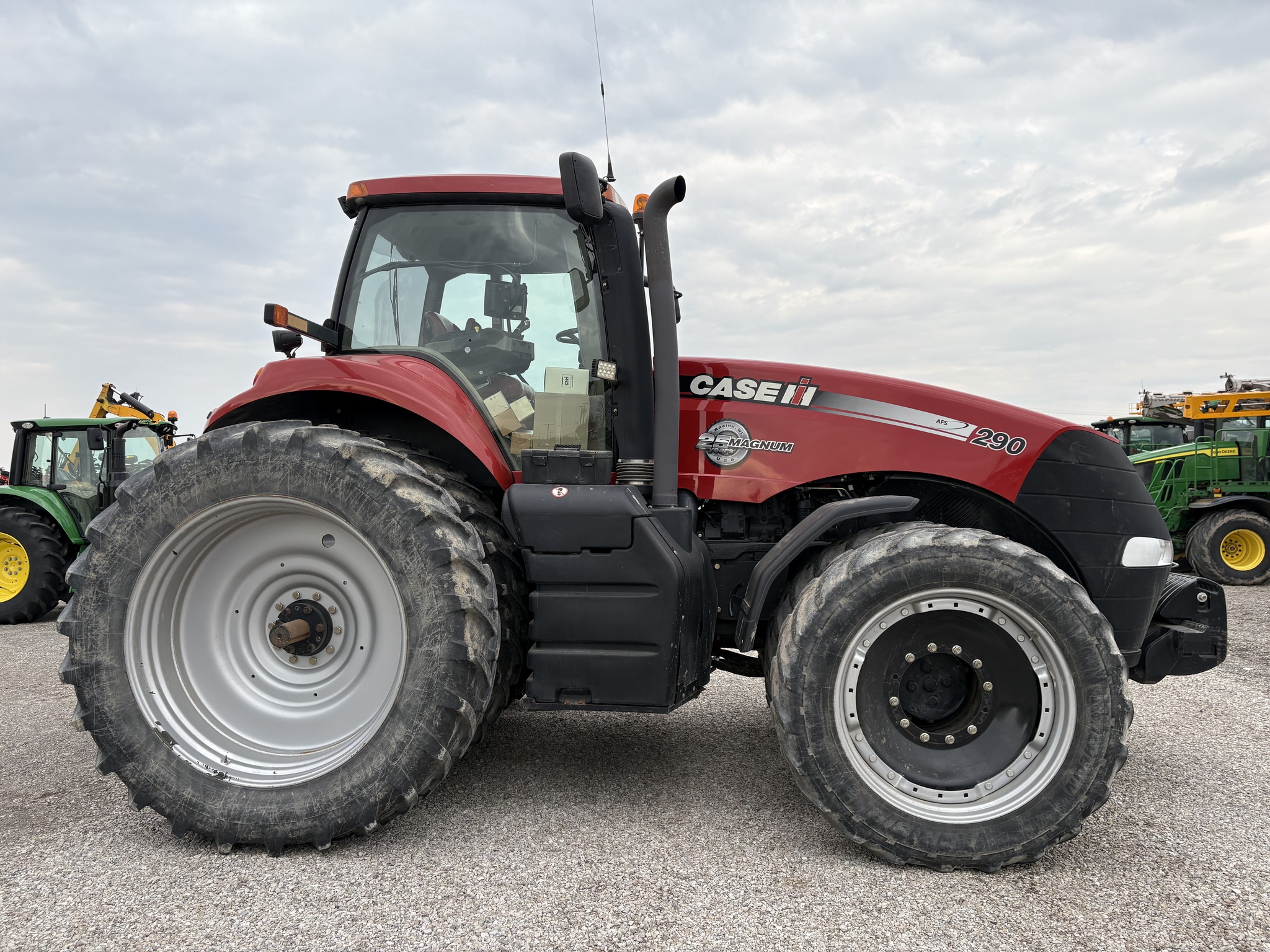 2013 Case IH Magnum 290 Image 4