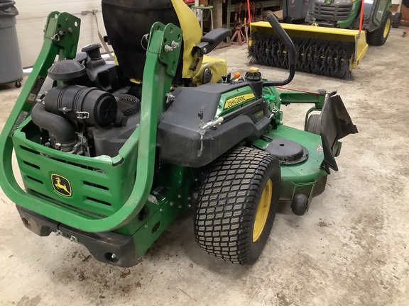 Photo of 2021 John Deere Z960M